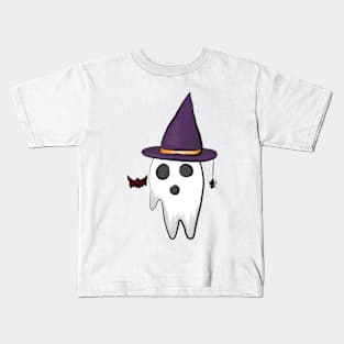 Cute ghost with witch hat Kids T-Shirt